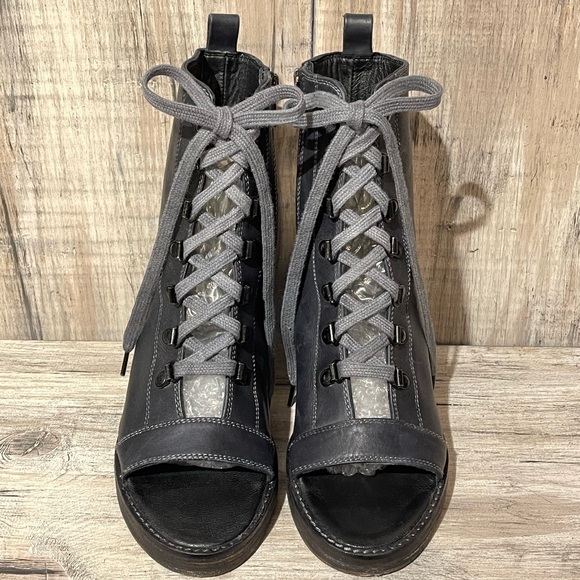 Free People City Of Lights Black Open Toe Lace Up Back Cut Out Heel Boots Sz 10 - Picture 15 of 16